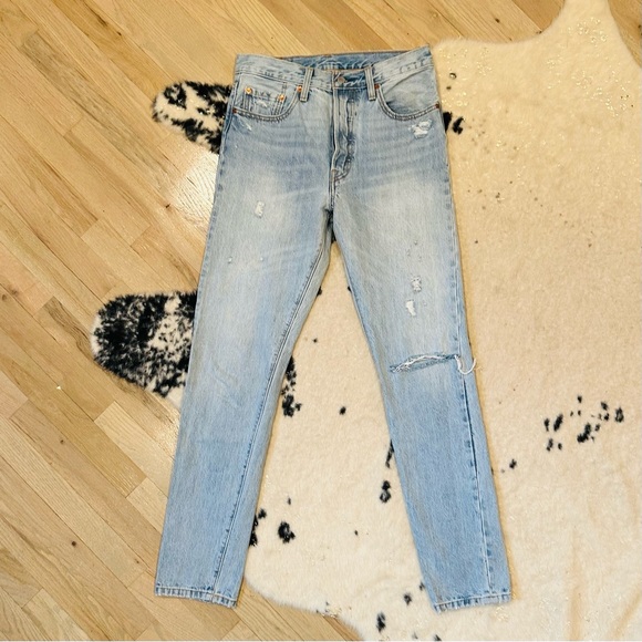 Levi's Denim - LEVI 501s - Only worn once! - Size 28 - Perfect condition!